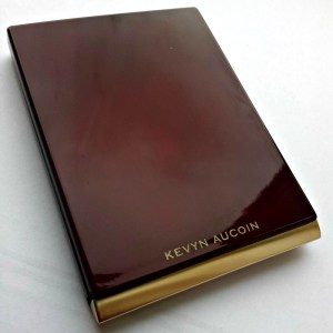Kevyn Aucoin lip palette closed