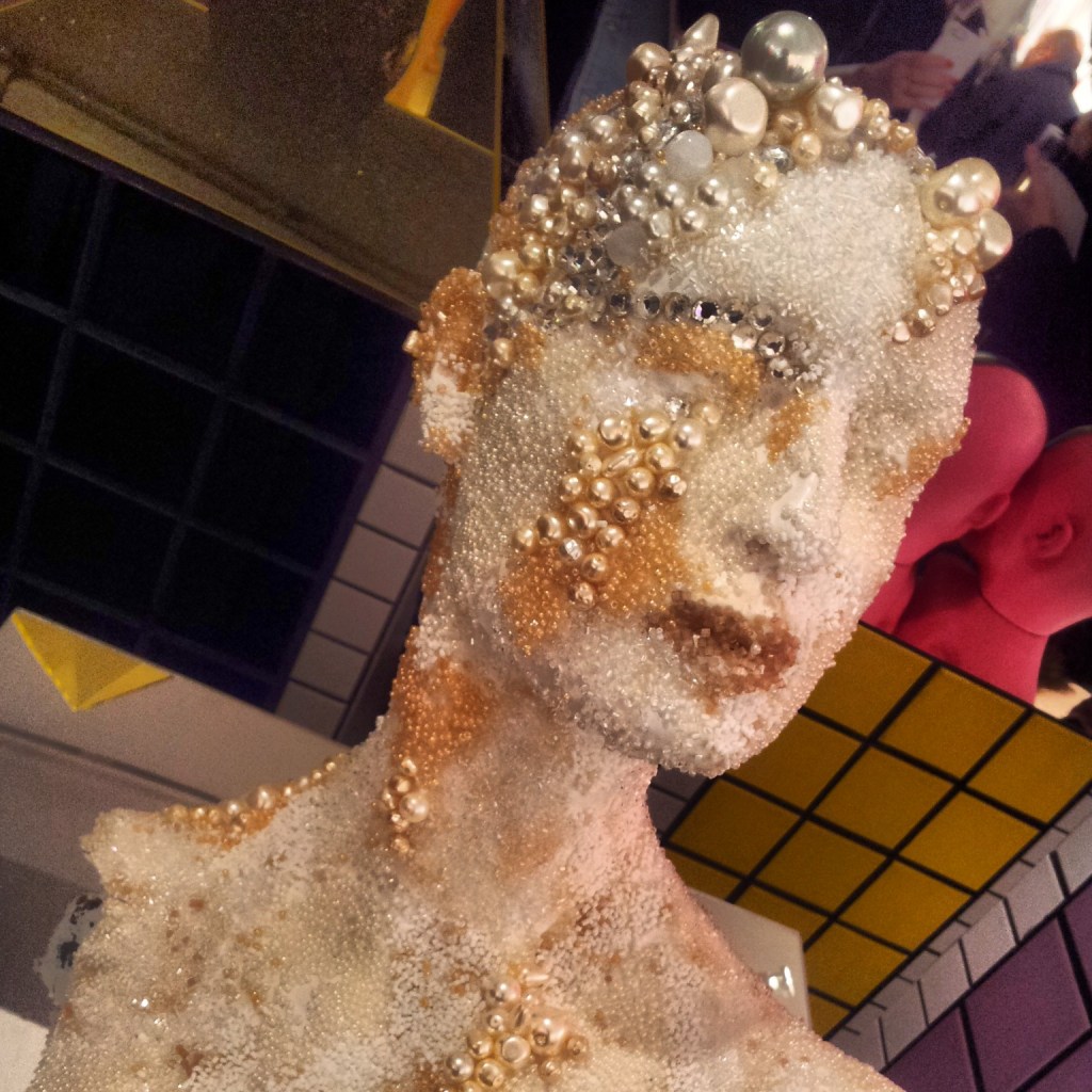 Cosmetics a la Carte Celebrating Colour &&nbsp;Couture