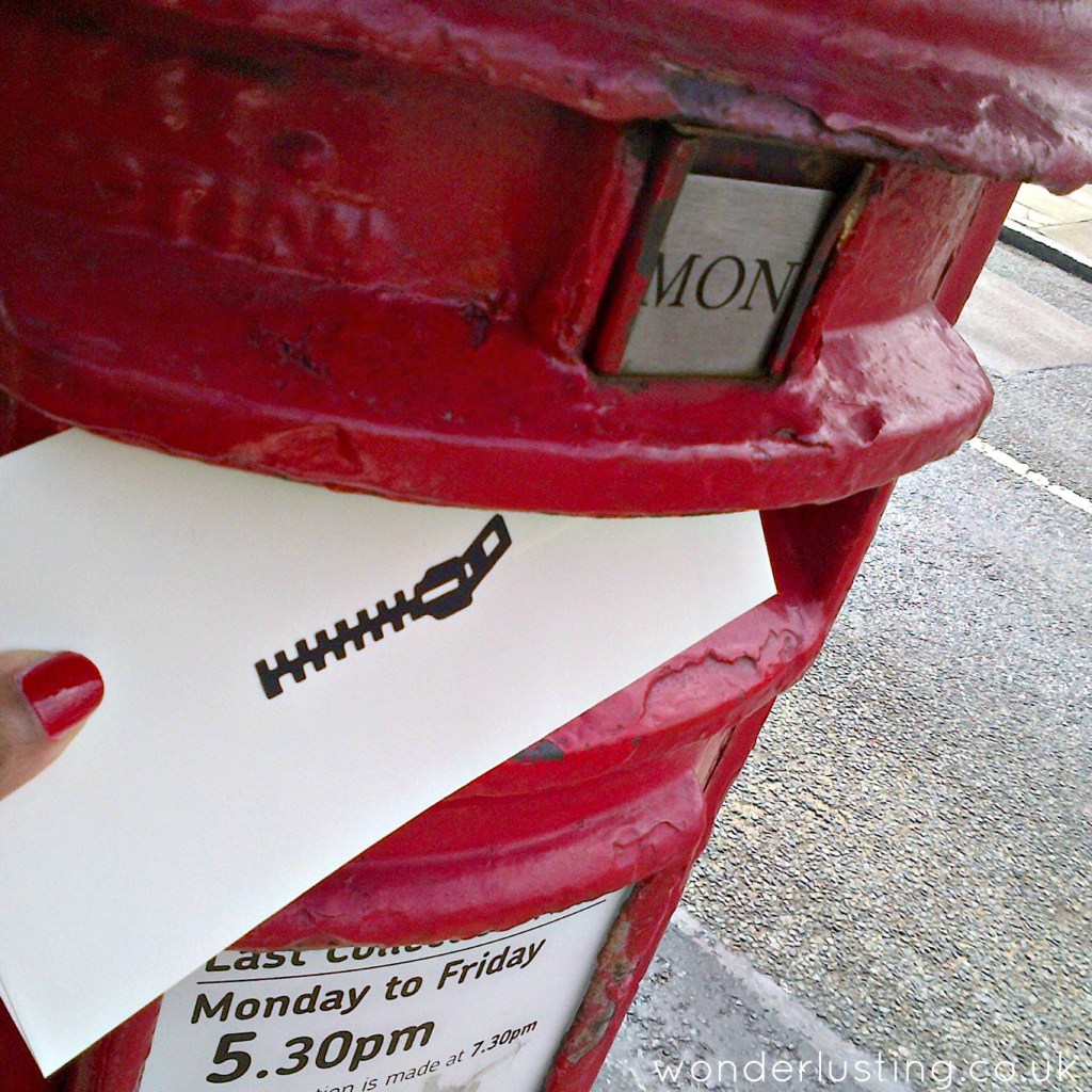 Midori zipper envelope