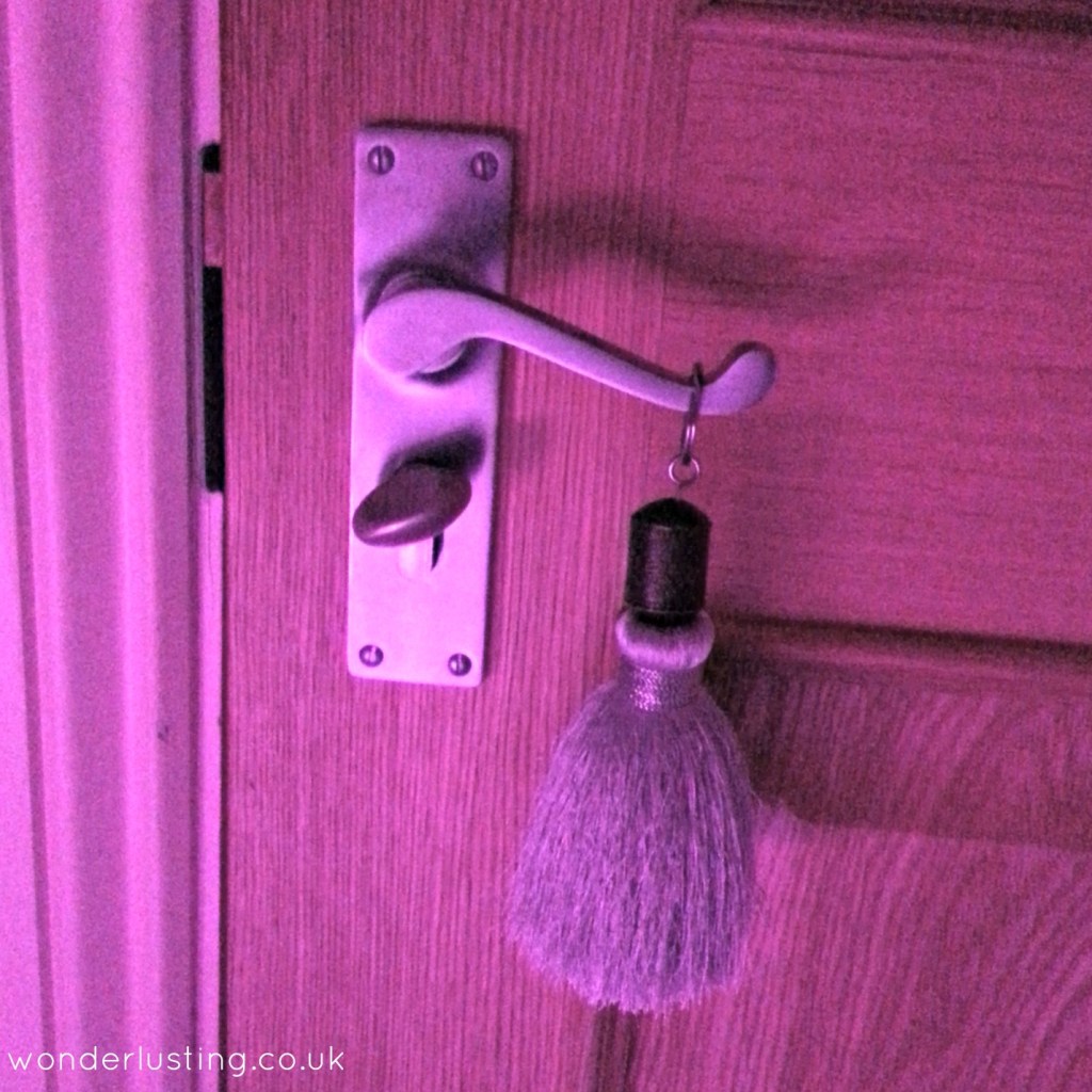 kukana-spa-treatment-room-decor