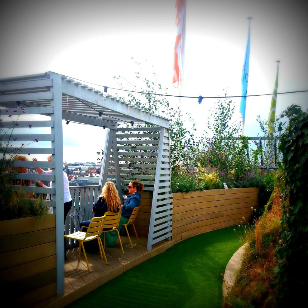 JohnLewisroofgarden4