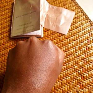 swatch of St Barts highligher papier, Mai Couture 