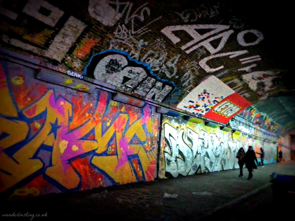 Leake-St-grafitti