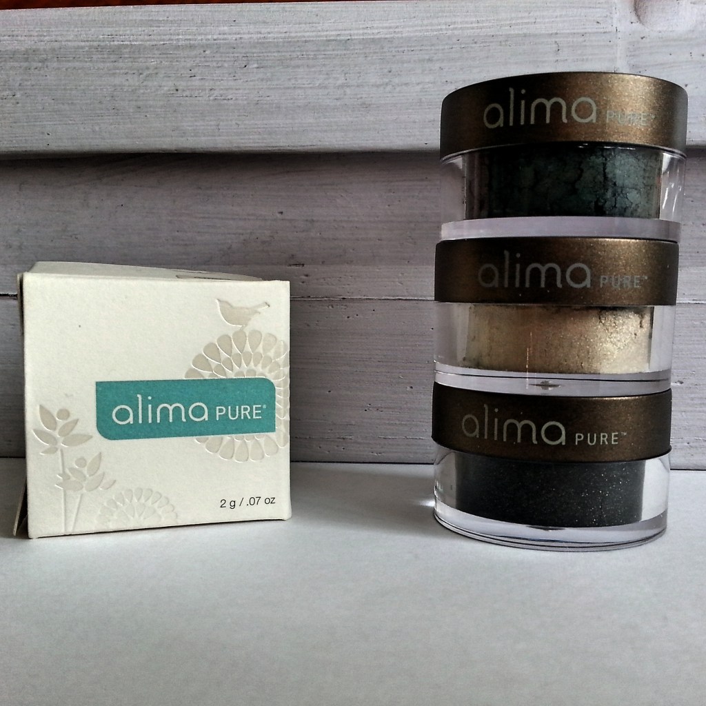 Alima_Pure_ByNight-eyeshadows_Fotor