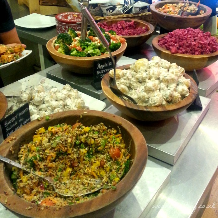 Scandinavian-Kitchen-salads